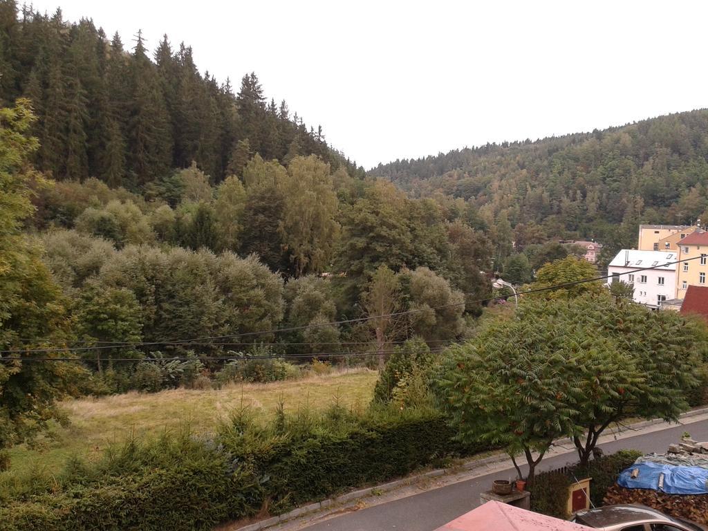 Penzion Havaj Karlsbad Exterior foto